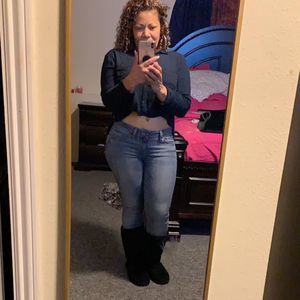 Meet your Posher, Emma